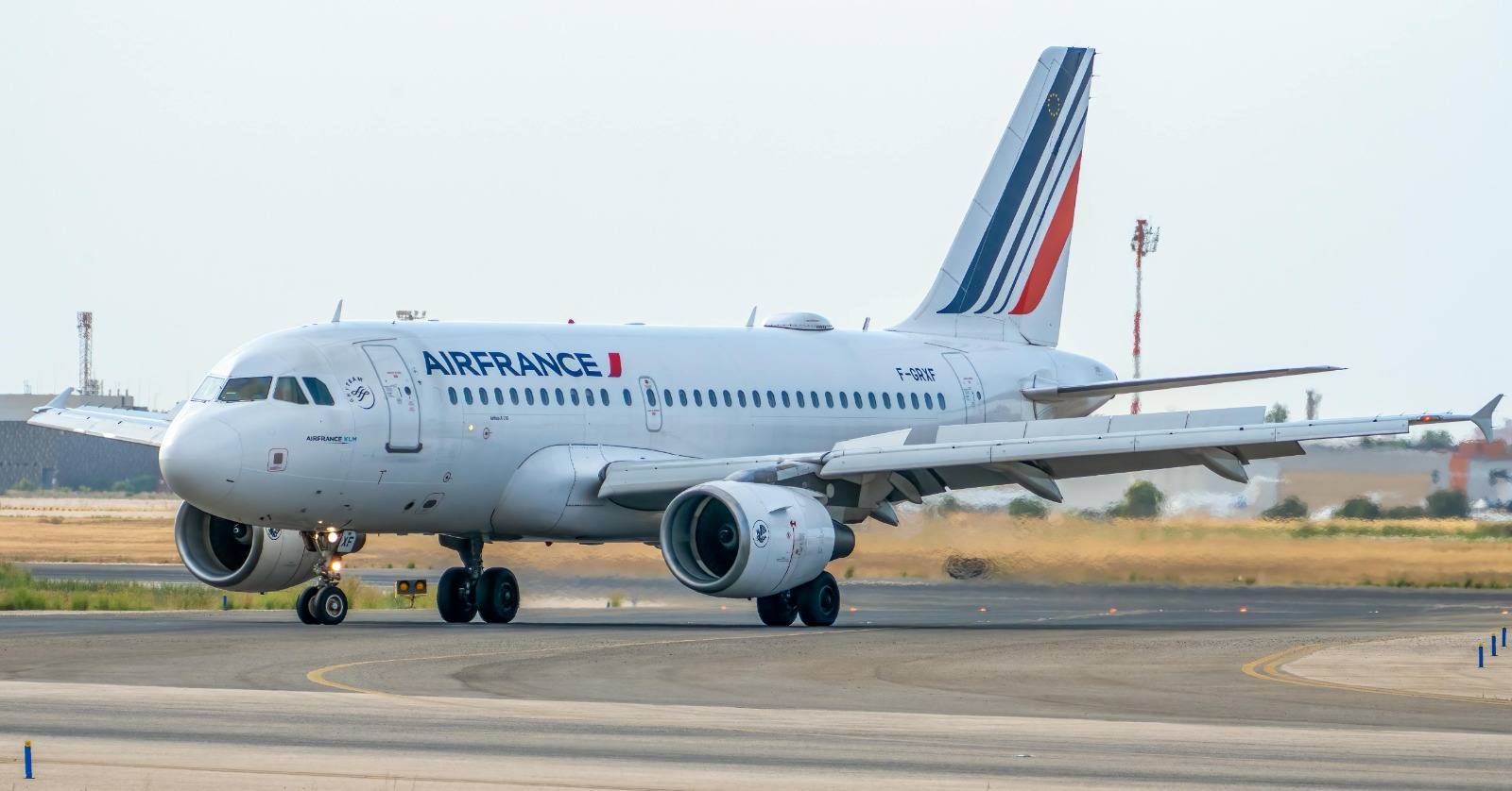 Compare Paris Airports